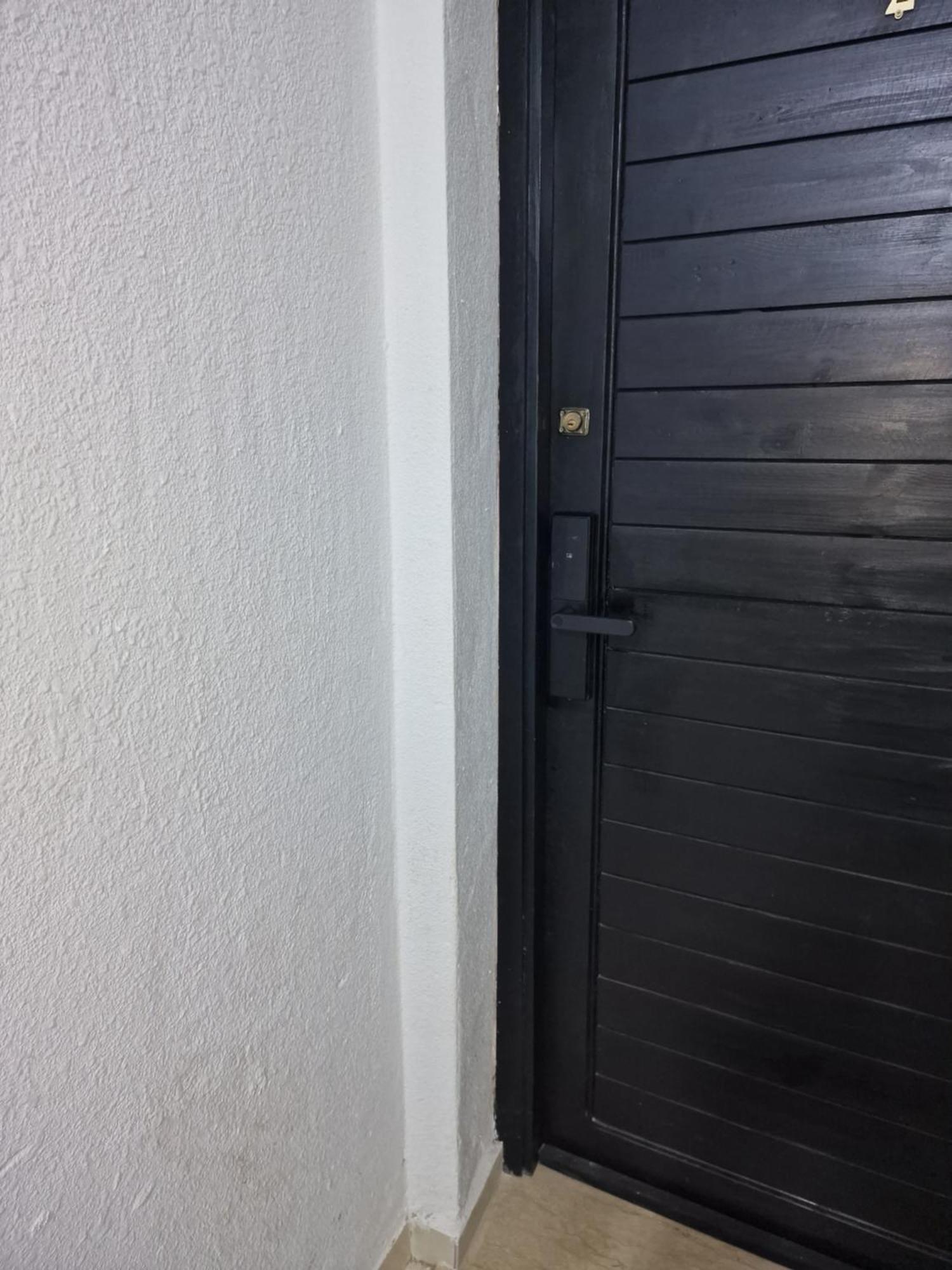 Cosy Apartment Near Beach & Airport Tangier Exterior photo